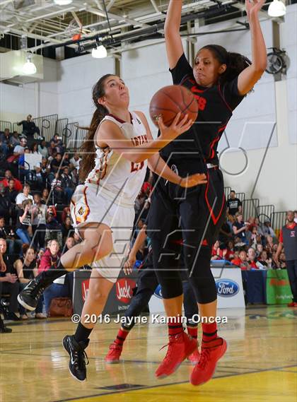 Thumbnail 3 in Antelope Valley vs. La Canada (CIF SS 3A Final) photogallery.