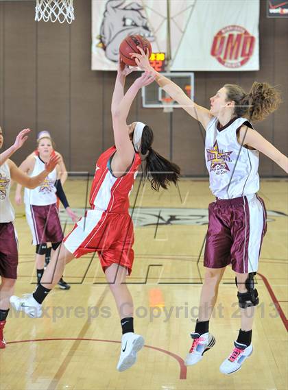Thumbnail 3 in Minnesota vs Wisconsin (Border Battle All-Star Game) photogallery.