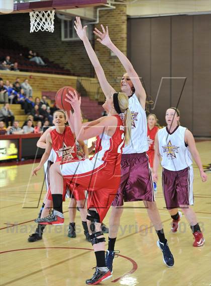 Thumbnail 1 in Minnesota vs Wisconsin (Border Battle All-Star Game) photogallery.