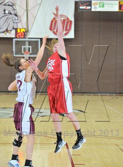 Thumbnail 2 in Minnesota vs Wisconsin (Border Battle All-Star Game) photogallery.