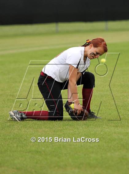 Thumbnail 2 in West Nassau vs. Bishop Snyder (FHSAA Regional Semifinal) photogallery.