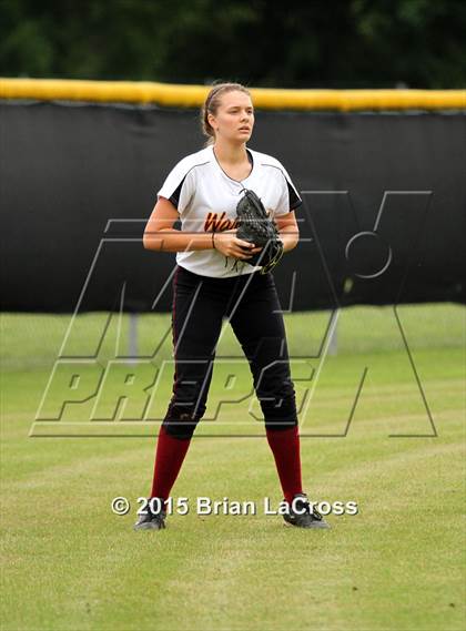 Thumbnail 2 in West Nassau vs. Bishop Snyder (FHSAA Regional Semifinal) photogallery.