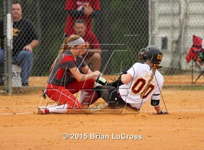 Thumbnail 3 in West Nassau vs. Bishop Snyder (FHSAA Regional Semifinal) photogallery.