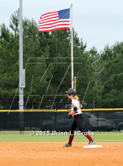 Thumbnail 1 in West Nassau vs. Bishop Snyder (FHSAA Regional Semifinal) photogallery.