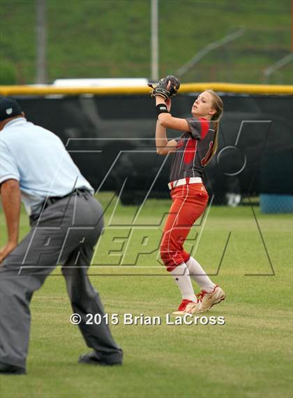 Thumbnail 3 in West Nassau vs. Bishop Snyder (FHSAA Regional Semifinal) photogallery.