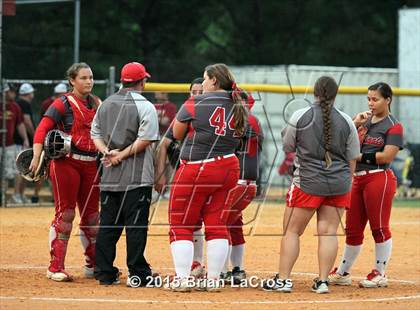 Thumbnail 3 in West Nassau vs. Bishop Snyder (FHSAA Regional Semifinal) photogallery.