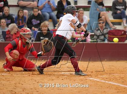 Thumbnail 1 in West Nassau vs. Bishop Snyder (FHSAA Regional Semifinal) photogallery.
