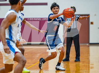 Thumbnail 1 in Tompkins vs. Sterling (McDonald's Texas Invitational) photogallery.