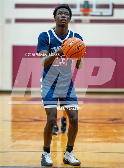 Thumbnail 3 in Tompkins vs. Sterling (McDonald's Texas Invitational) photogallery.