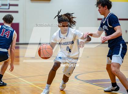 Thumbnail 2 in Tompkins vs. Sterling (McDonald's Texas Invitational) photogallery.