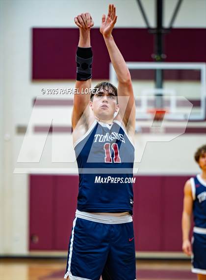 Thumbnail 1 in Tompkins vs. Sterling (McDonald's Texas Invitational) photogallery.