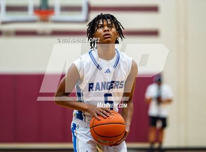 Thumbnail 1 in Tompkins vs. Sterling (McDonald's Texas Invitational) photogallery.