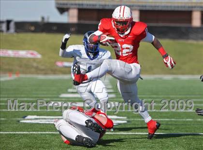 Thumbnail 1 in Clear Springs vs. Katy (Texas 5A D2 Playoffs) photogallery.