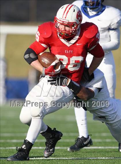 Thumbnail 3 in Clear Springs vs. Katy (Texas 5A D2 Playoffs) photogallery.