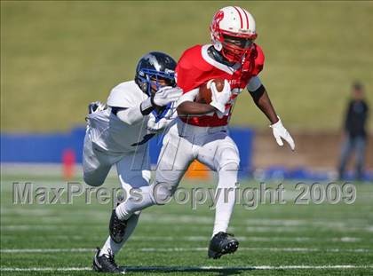 Thumbnail 1 in Clear Springs vs. Katy (Texas 5A D2 Playoffs) photogallery.