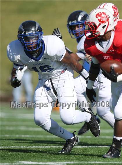 Thumbnail 3 in Clear Springs vs. Katy (Texas 5A D2 Playoffs) photogallery.
