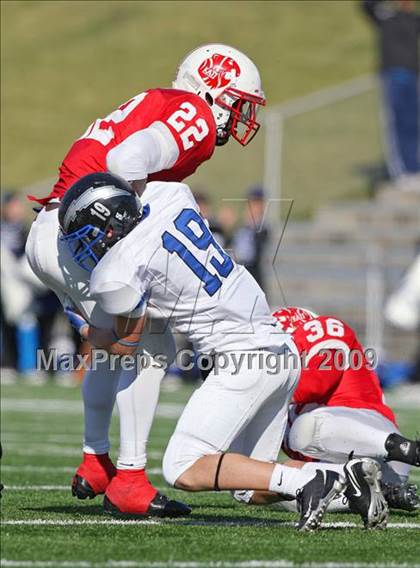 Thumbnail 2 in Clear Springs vs. Katy (Texas 5A D2 Playoffs) photogallery.