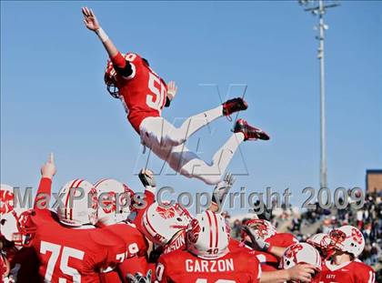 Thumbnail 1 in Clear Springs vs. Katy (Texas 5A D2 Playoffs) photogallery.
