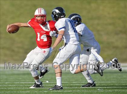 Thumbnail 3 in Clear Springs vs. Katy (Texas 5A D2 Playoffs) photogallery.