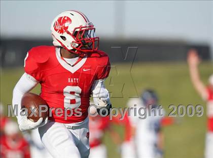 Thumbnail 2 in Clear Springs vs. Katy (Texas 5A D2 Playoffs) photogallery.