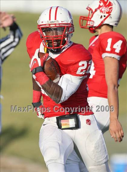 Thumbnail 2 in Clear Springs vs. Katy (Texas 5A D2 Playoffs) photogallery.