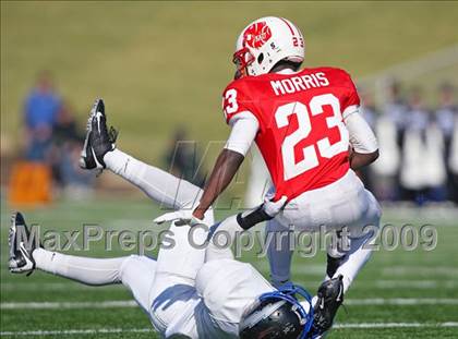 Thumbnail 2 in Clear Springs vs. Katy (Texas 5A D2 Playoffs) photogallery.