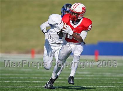 Thumbnail 3 in Clear Springs vs. Katy (Texas 5A D2 Playoffs) photogallery.