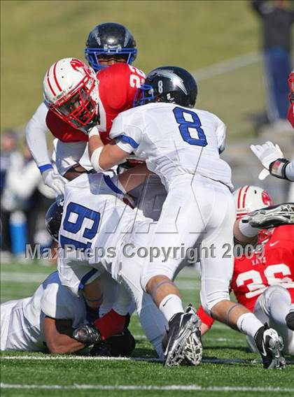 Thumbnail 2 in Clear Springs vs. Katy (Texas 5A D2 Playoffs) photogallery.