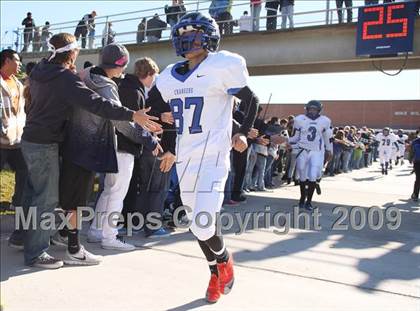 Thumbnail 1 in Clear Springs vs. Katy (Texas 5A D2 Playoffs) photogallery.