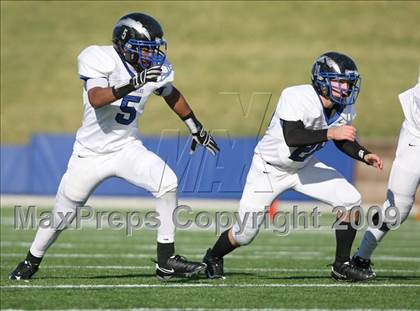 Thumbnail 3 in Clear Springs vs. Katy (Texas 5A D2 Playoffs) photogallery.