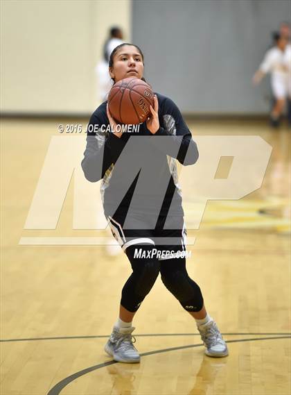 Thumbnail 2 in Amarillo vs Churchill (NEISD Invitational) photogallery.
