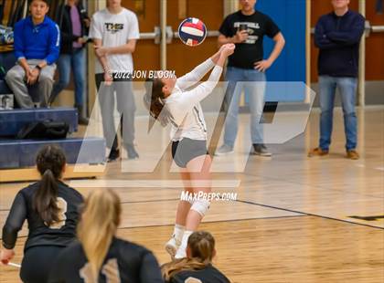 Thumbnail 3 in Trumbull vs. Darien (CIAC Class LL FInal) photogallery.