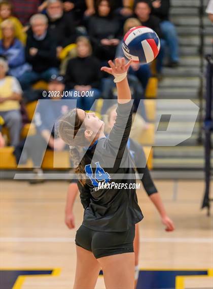 Thumbnail 1 in Trumbull vs. Darien (CIAC Class LL FInal) photogallery.