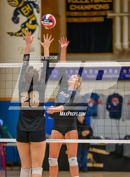 Thumbnail 1 in Trumbull vs. Darien (CIAC Class LL FInal) photogallery.