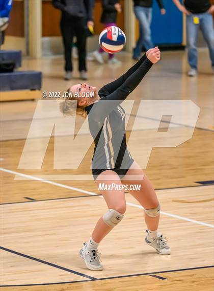 Thumbnail 3 in Trumbull vs. Darien (CIAC Class LL FInal) photogallery.
