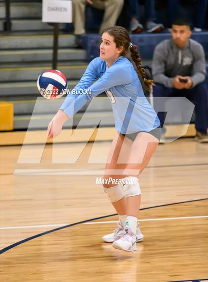 Thumbnail 2 in Trumbull vs. Darien (CIAC Class LL FInal) photogallery.