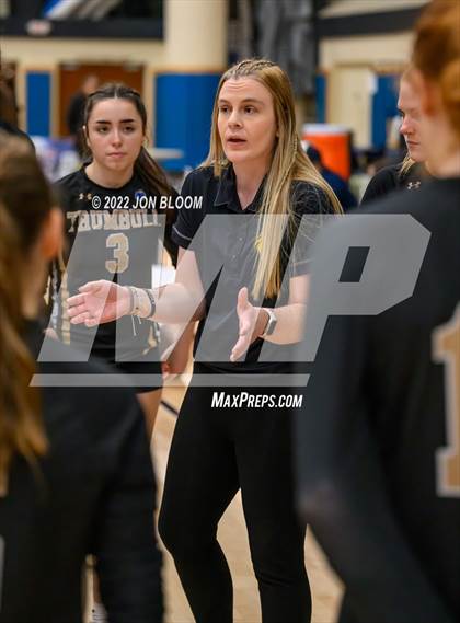 Thumbnail 1 in Trumbull vs. Darien (CIAC Class LL FInal) photogallery.