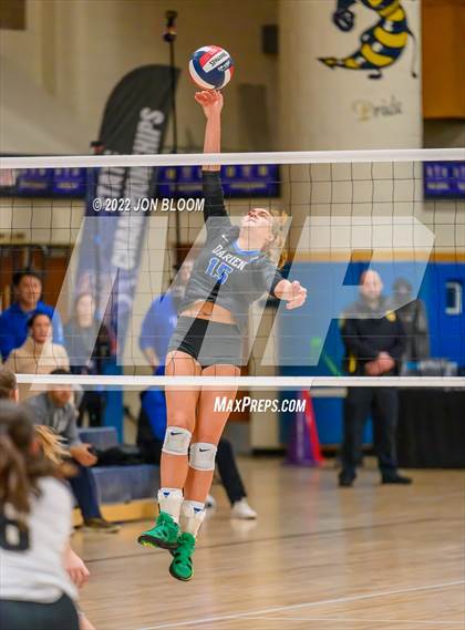 Thumbnail 3 in Trumbull vs. Darien (CIAC Class LL FInal) photogallery.