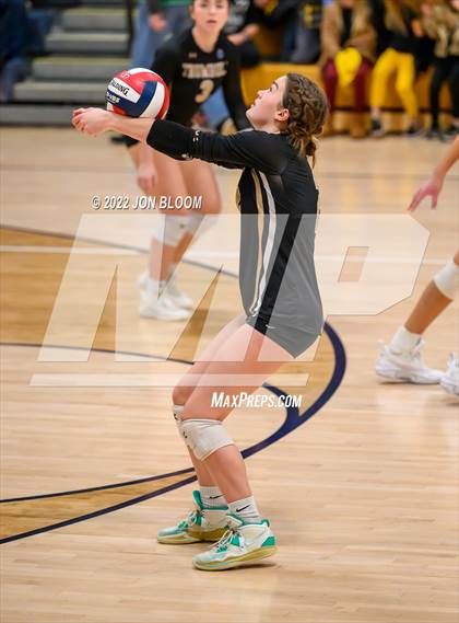 Thumbnail 2 in Trumbull vs. Darien (CIAC Class LL FInal) photogallery.