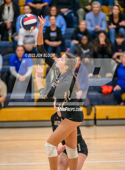 Thumbnail 3 in Trumbull vs. Darien (CIAC Class LL FInal) photogallery.