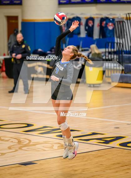 Thumbnail 2 in Trumbull vs. Darien (CIAC Class LL FInal) photogallery.