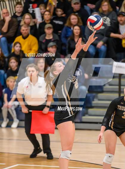 Thumbnail 3 in Trumbull vs. Darien (CIAC Class LL FInal) photogallery.