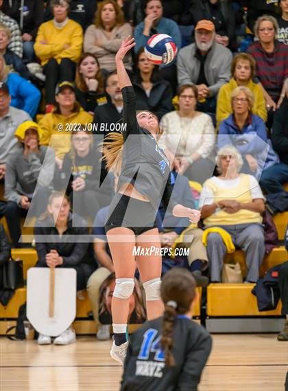 Thumbnail 3 in Trumbull vs. Darien (CIAC Class LL FInal) photogallery.