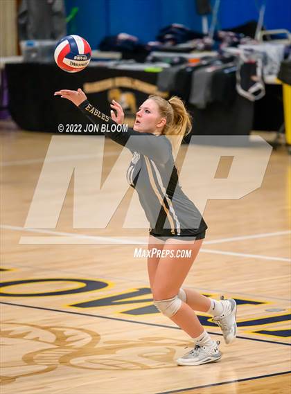 Thumbnail 3 in Trumbull vs. Darien (CIAC Class LL FInal) photogallery.