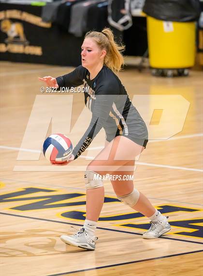 Thumbnail 2 in Trumbull vs. Darien (CIAC Class LL FInal) photogallery.