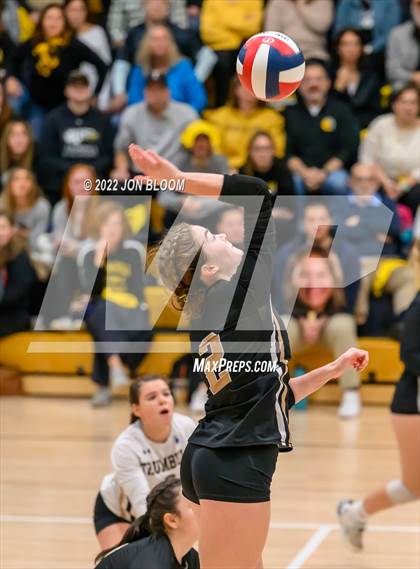 Thumbnail 2 in Trumbull vs. Darien (CIAC Class LL FInal) photogallery.