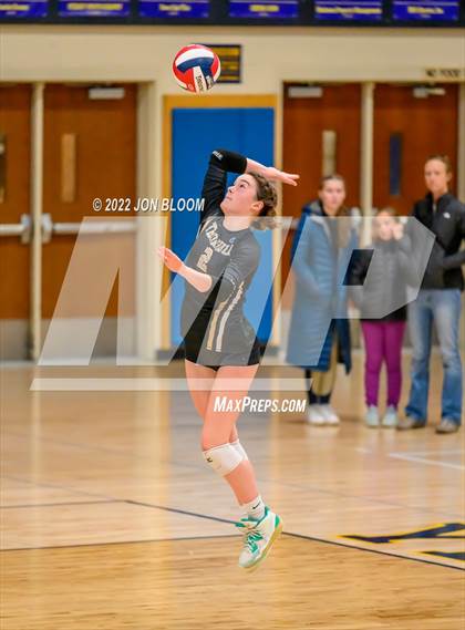 Thumbnail 2 in Trumbull vs. Darien (CIAC Class LL FInal) photogallery.