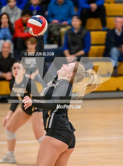 Thumbnail 3 in Trumbull vs. Darien (CIAC Class LL FInal) photogallery.