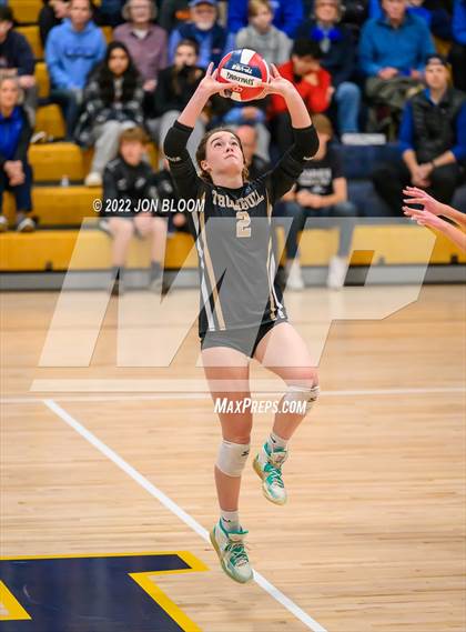 Thumbnail 2 in Trumbull vs. Darien (CIAC Class LL FInal) photogallery.
