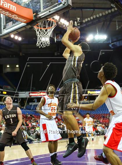 Thumbnail 2 in Berkeley vs. Crespi (CIF D1 State Final) photogallery.
